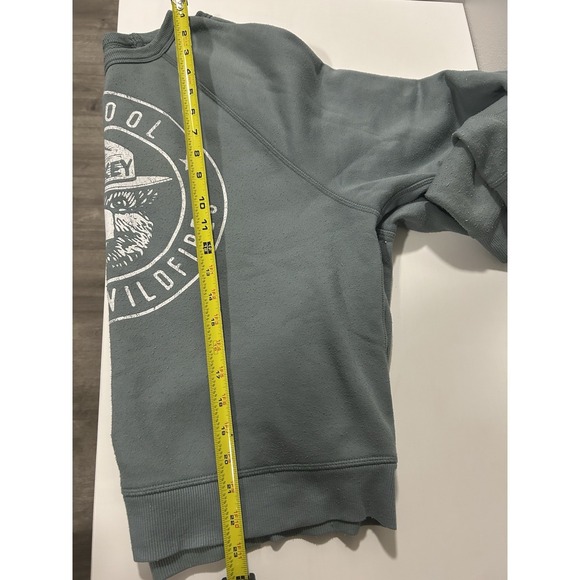 Smokey Bear Women's Sweatshirt L Be Cool Prevent Wildfires Grayson Threads Boxy - Picture 8 of 13